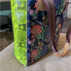 Hummingbird consuela tote bag